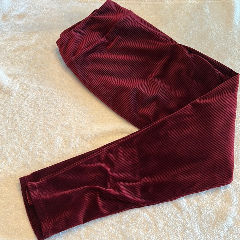 ModCloth Red Velvet Leggings. Size XL